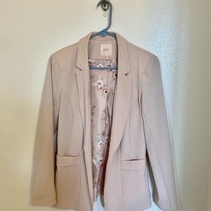 Candies light dusty rose blazer
